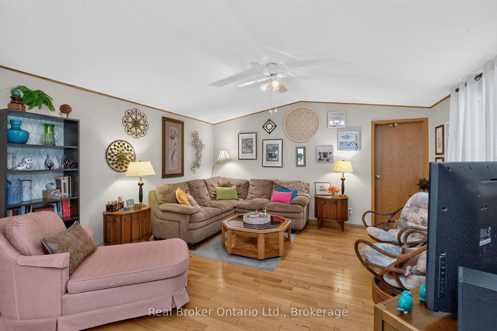 5411 Elliott Side Road Unit 5 photo 15