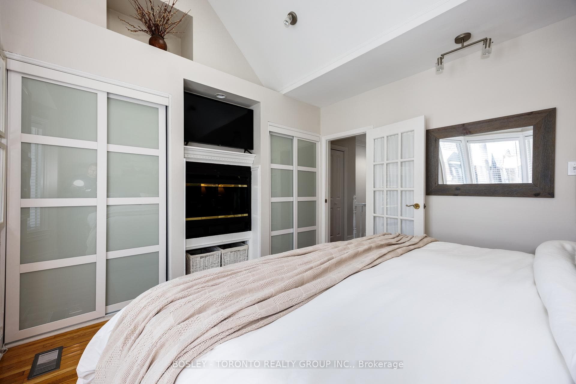 72 Coady Avenue photo 25