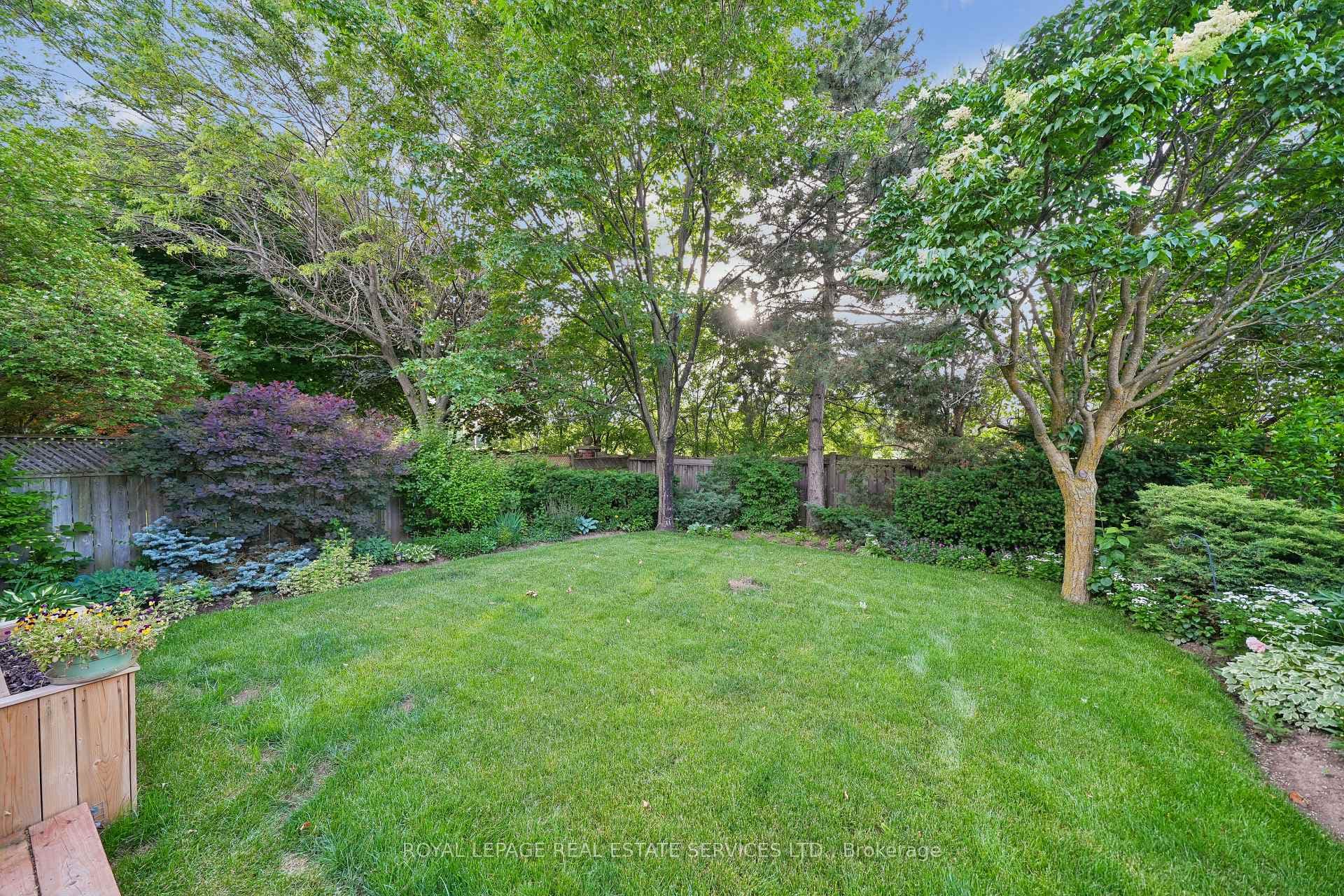 1547 Stoneybrook Trail photo 37