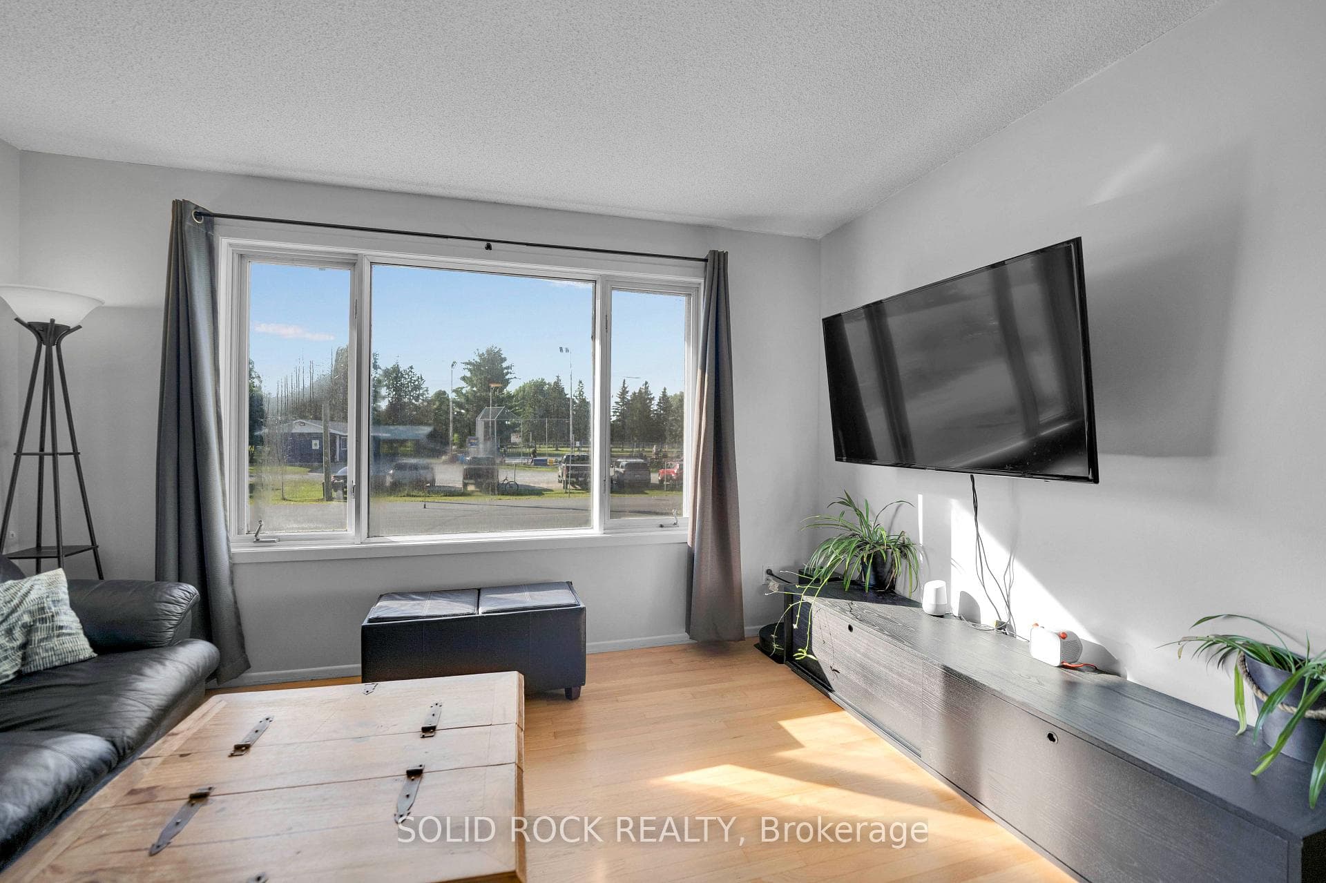17 Blais Street photo 6