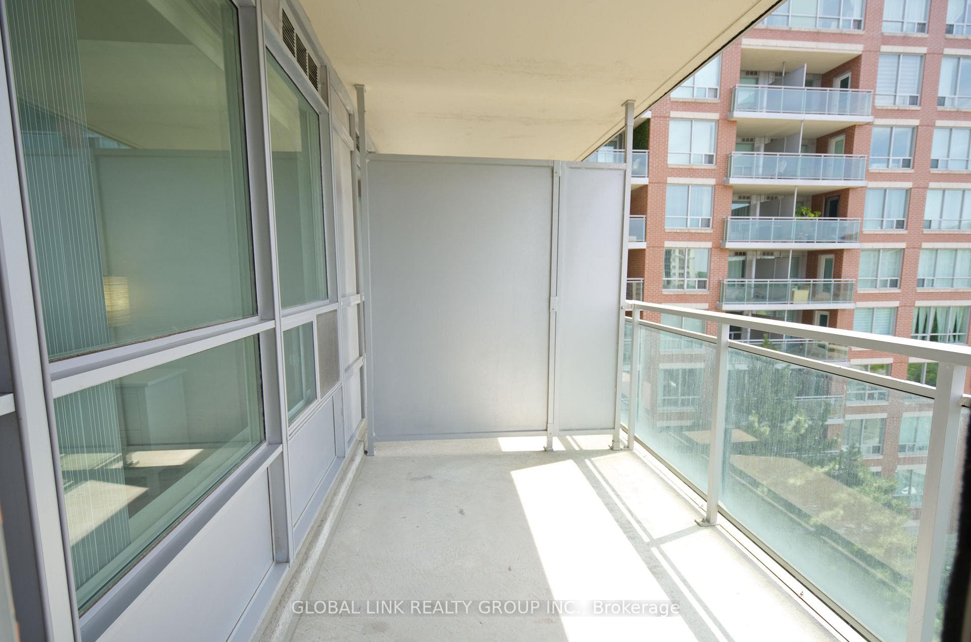 62 Suncrest Boulevard Unit 705 photo 11