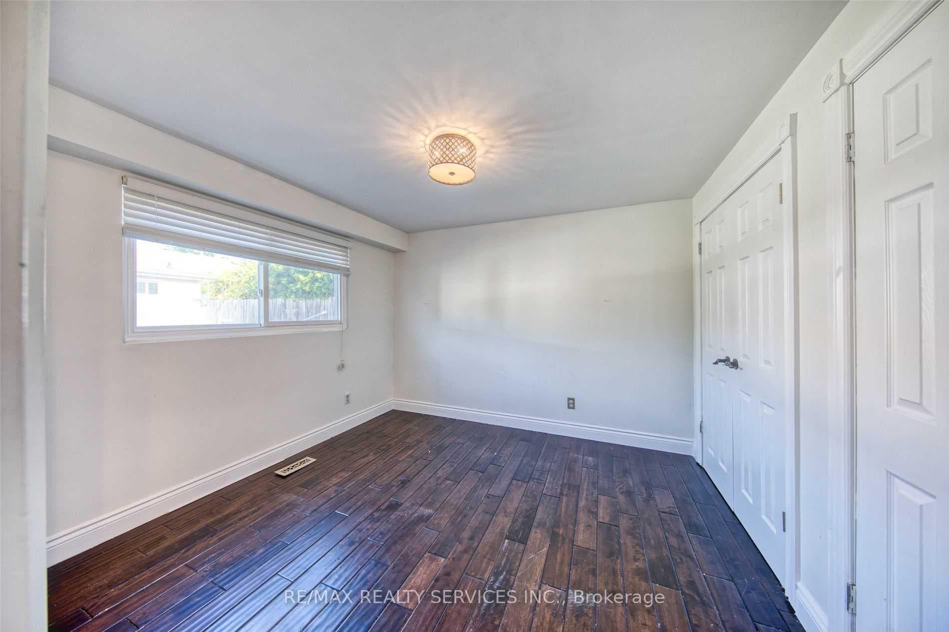 88 Clover Ridge Drive photo 16