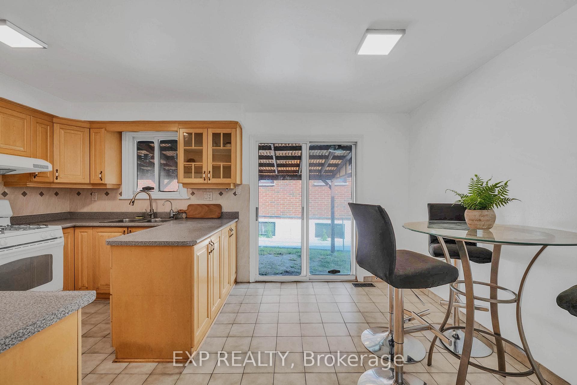 7201 Sigsbee Drive photo 9