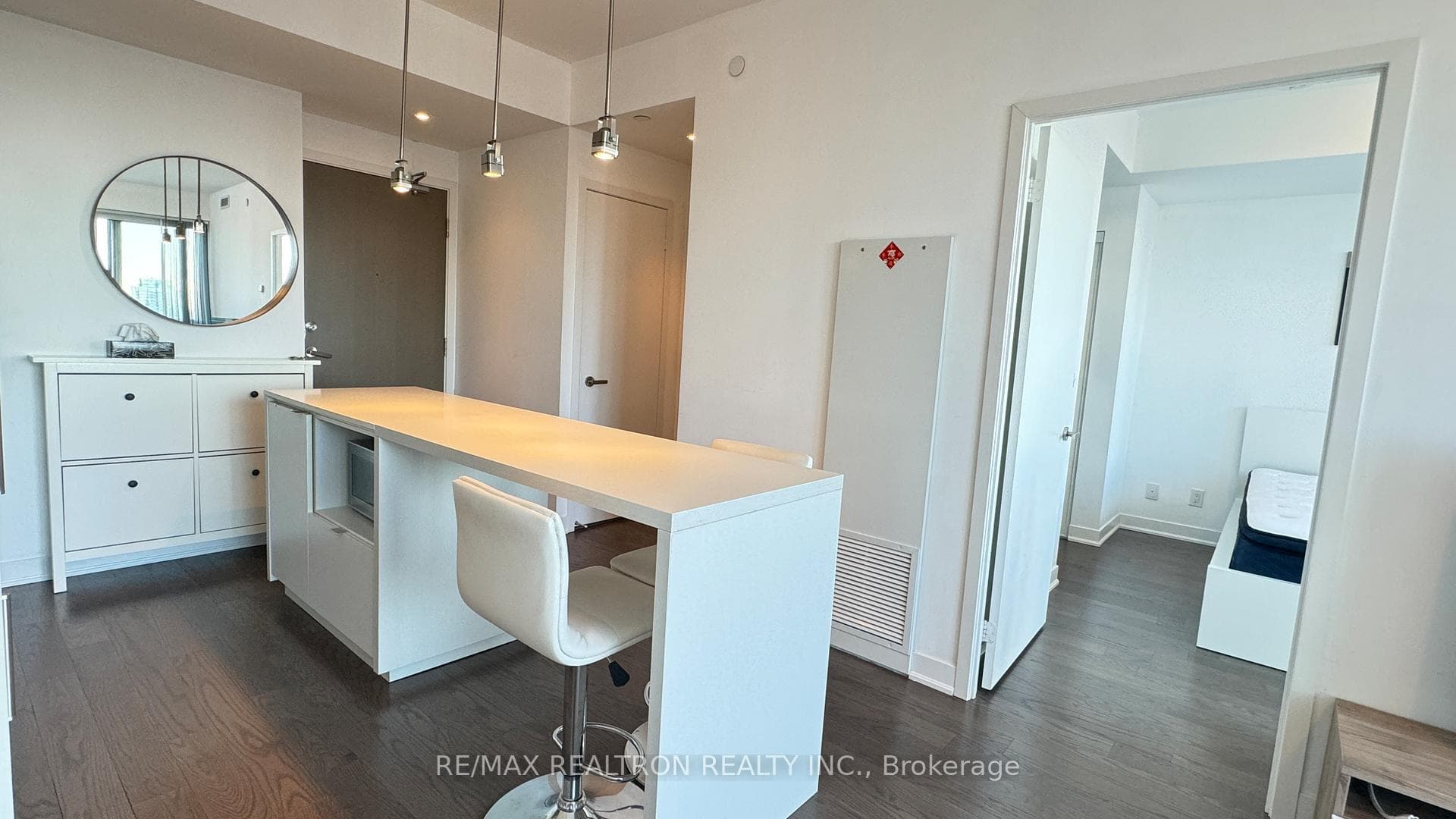 88 Harbour Street Unit 6603 photo 10