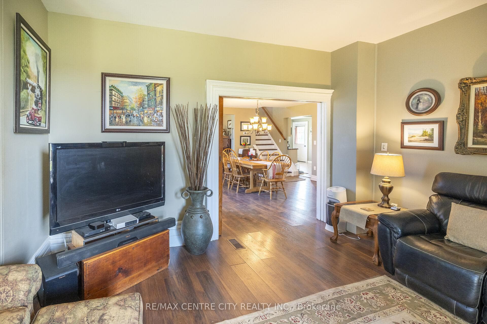 323804 Mount Elgin Road photo 19