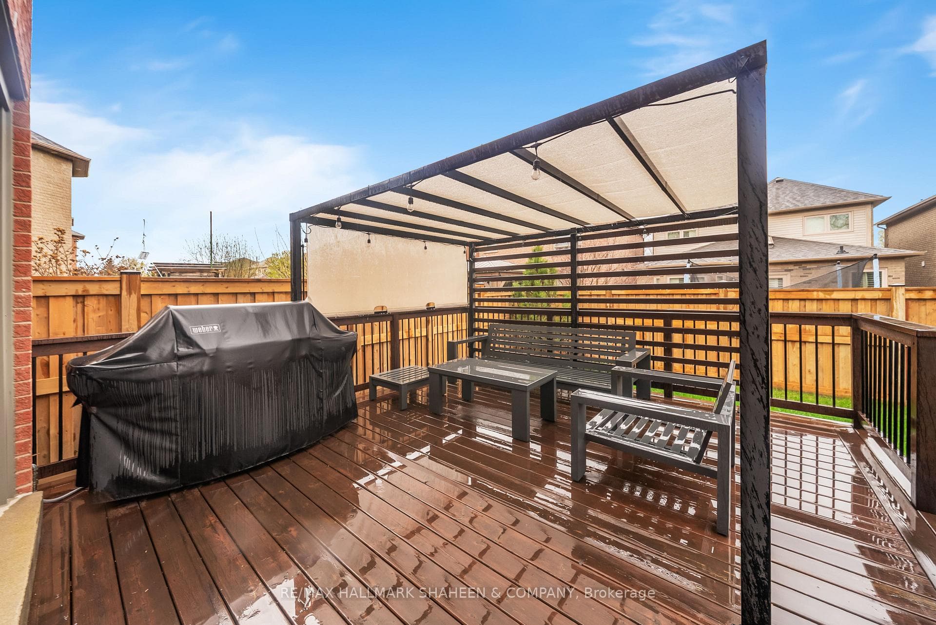150 Thicket Crescent photo 47