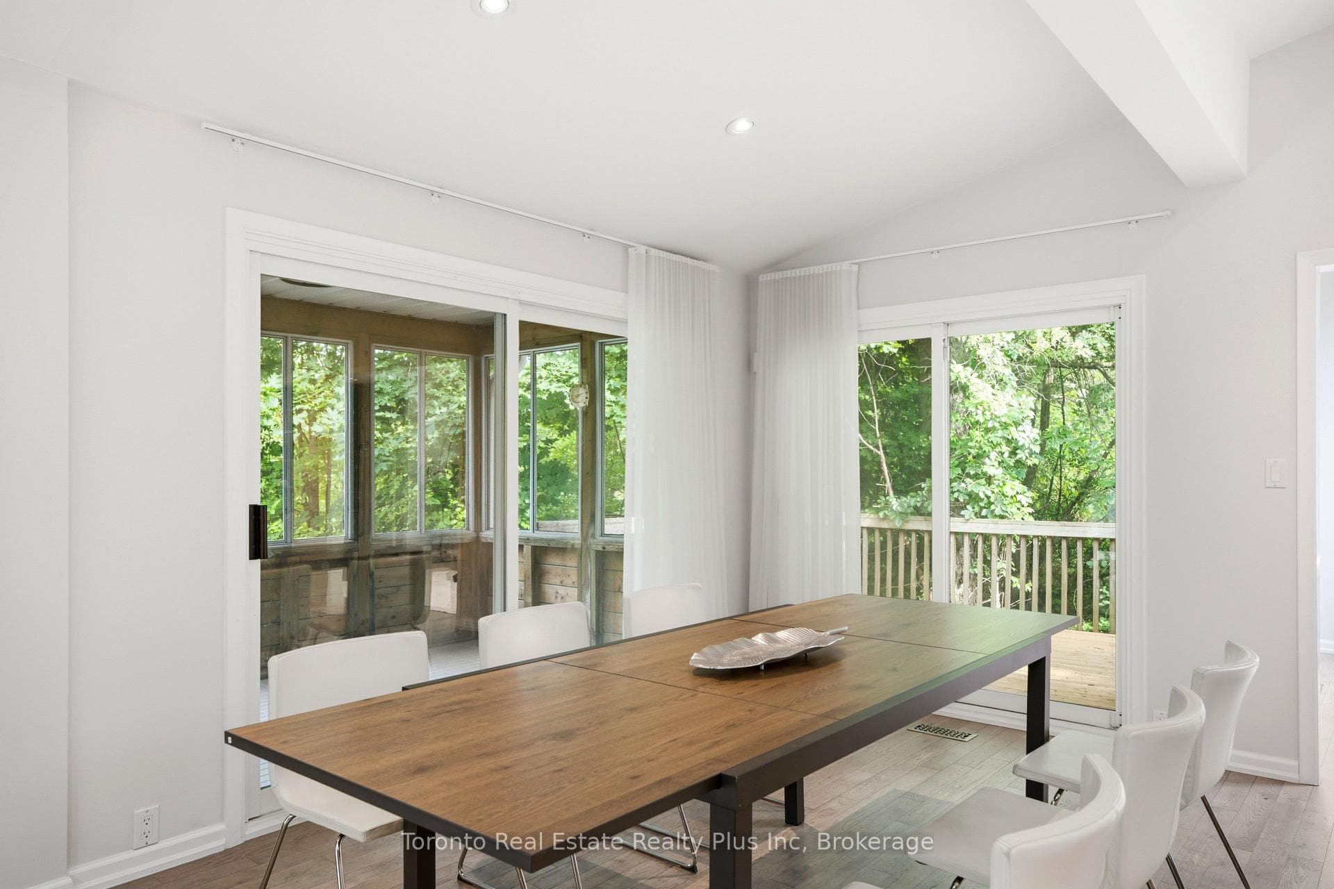 39 Dove Lane photo 19