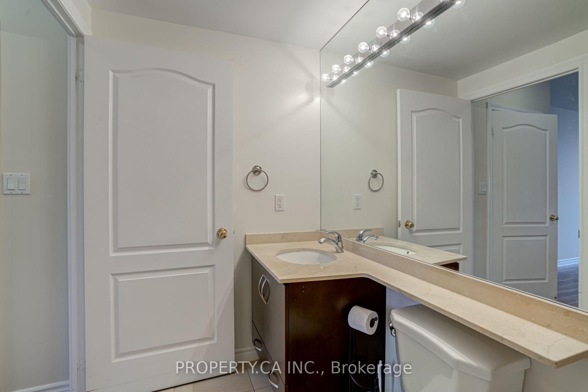 88 Promenade Circle Unit 201 photo 20