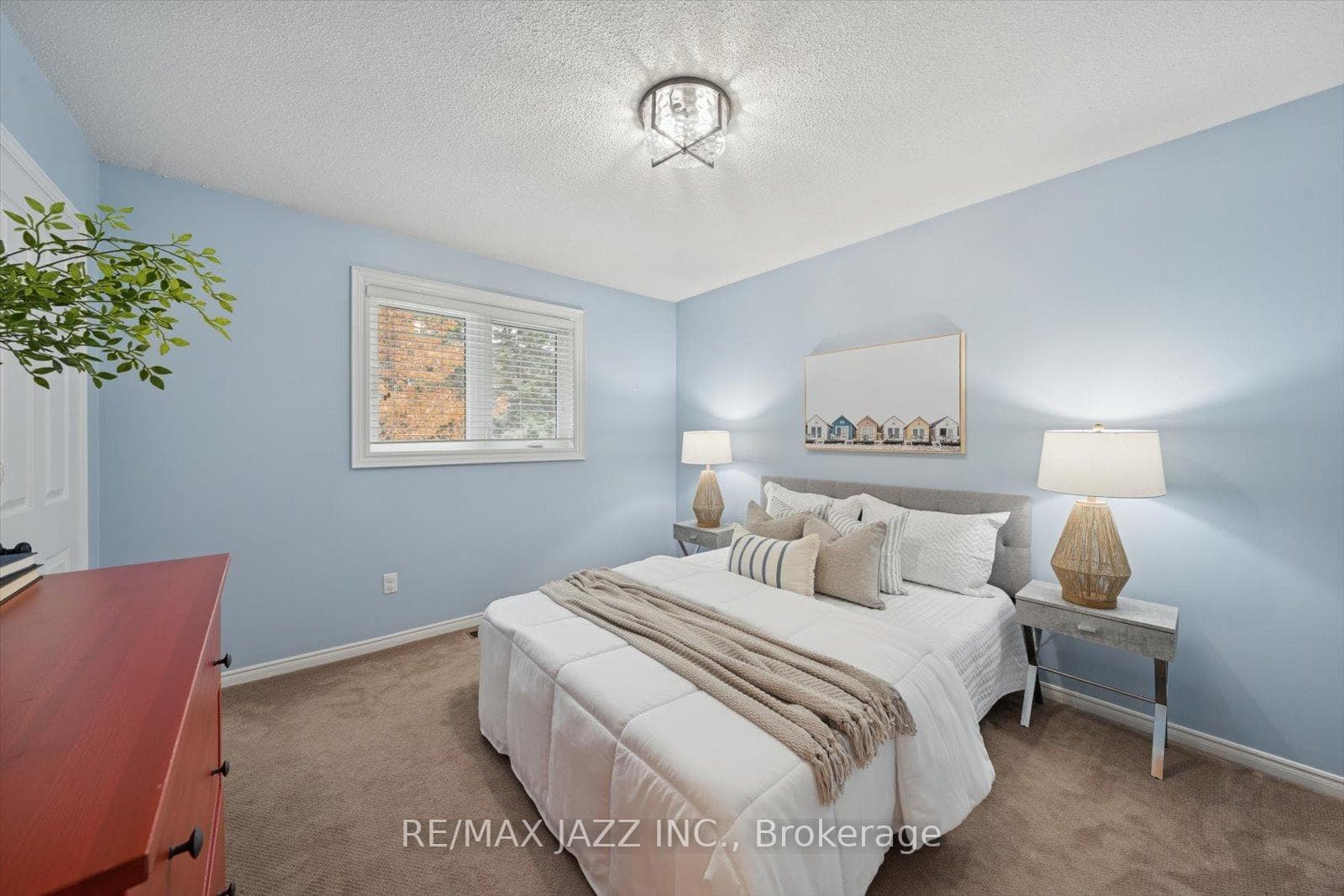 17 Kingswood Drive photo 27