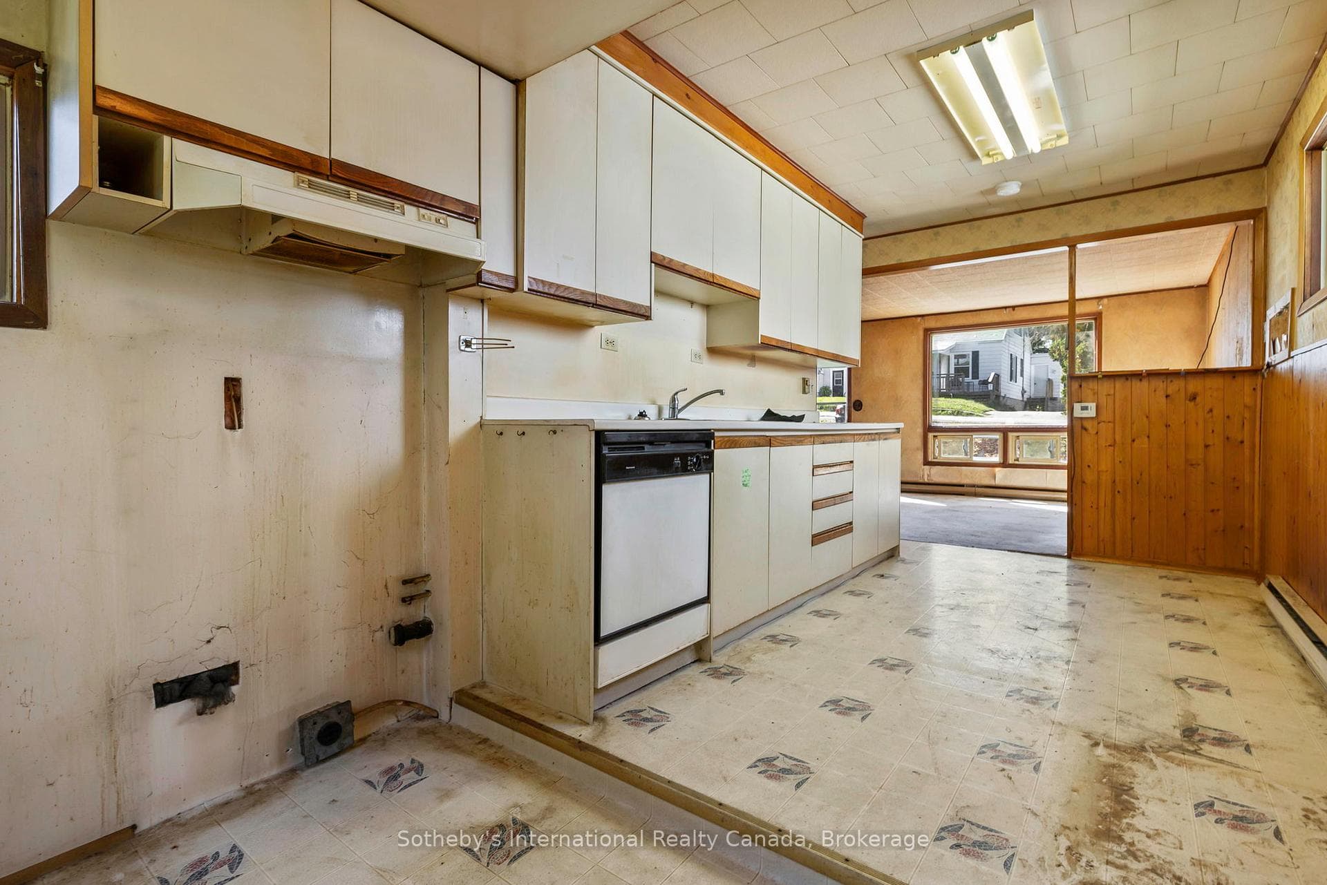 9 Summitt Avenue photo 7