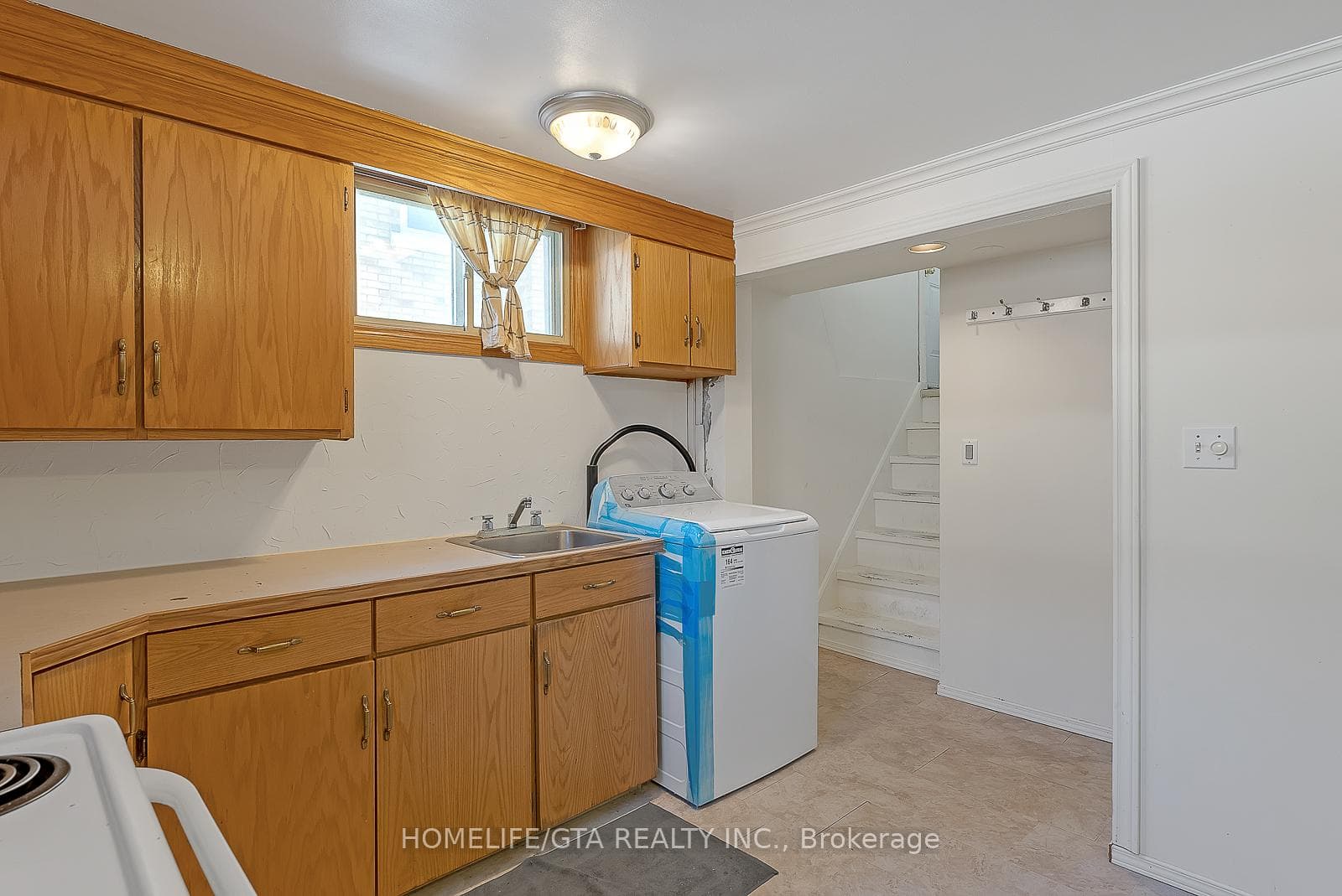 278 Malaga Road Unit Basement photo 3