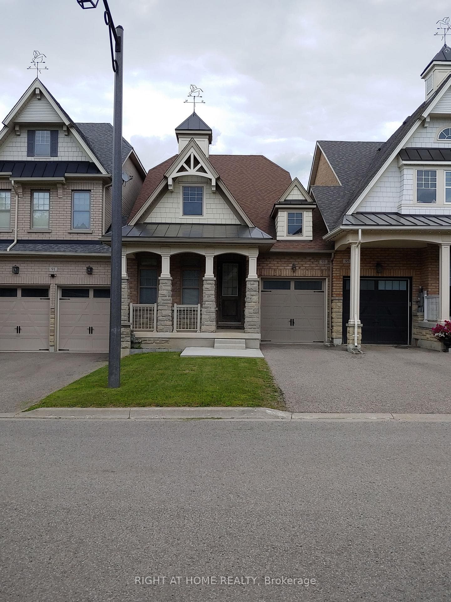 93 Alex Campbell Crescent photo 29