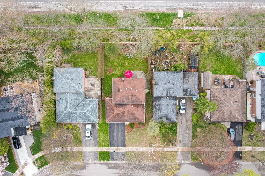 2086 Thornlea Drive photo 39