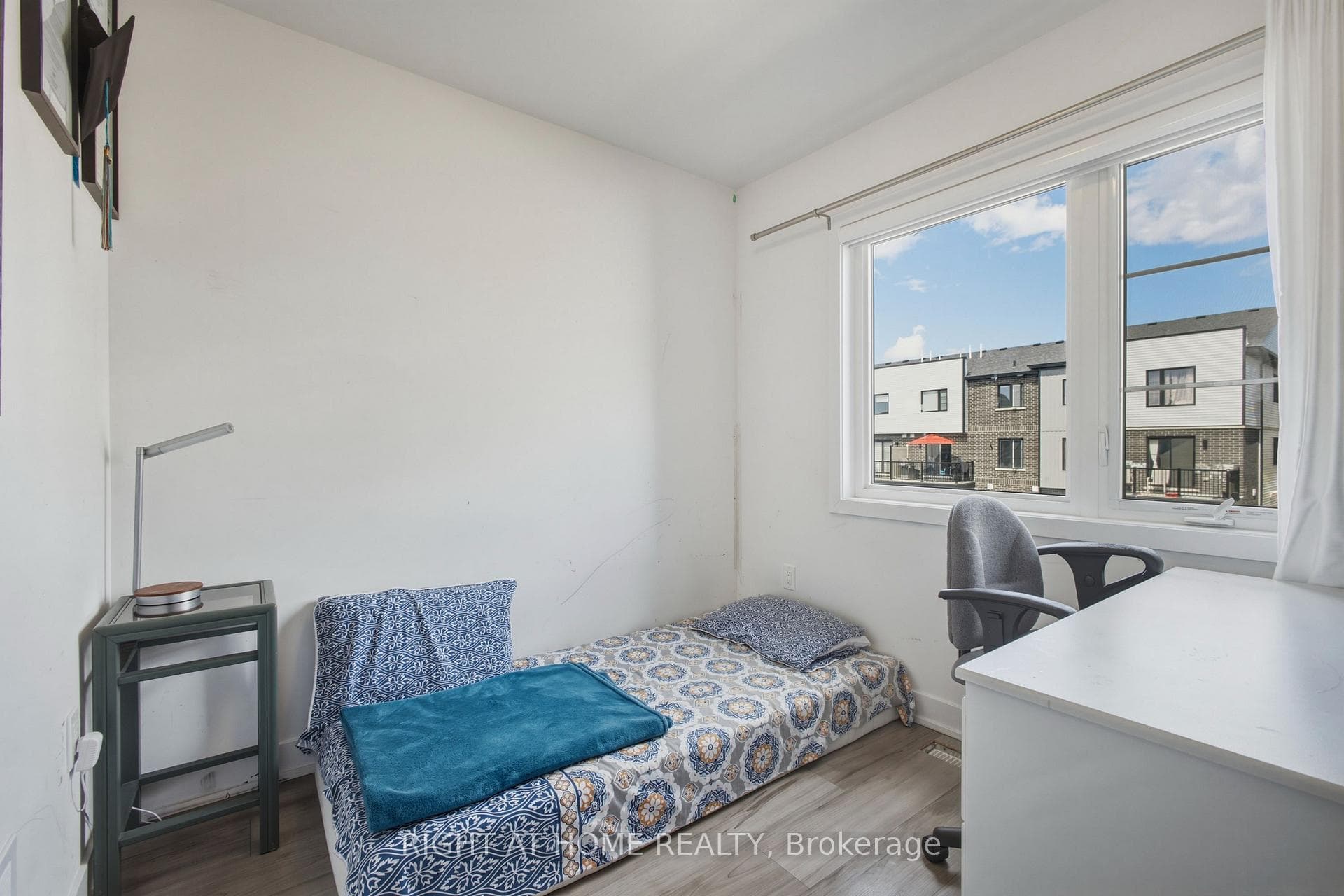 15 Hay Lane photo 20