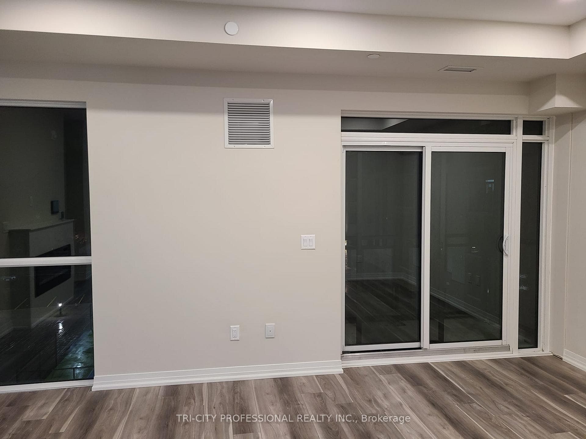 50 Herrick Avenue Unit LP05 photo 9