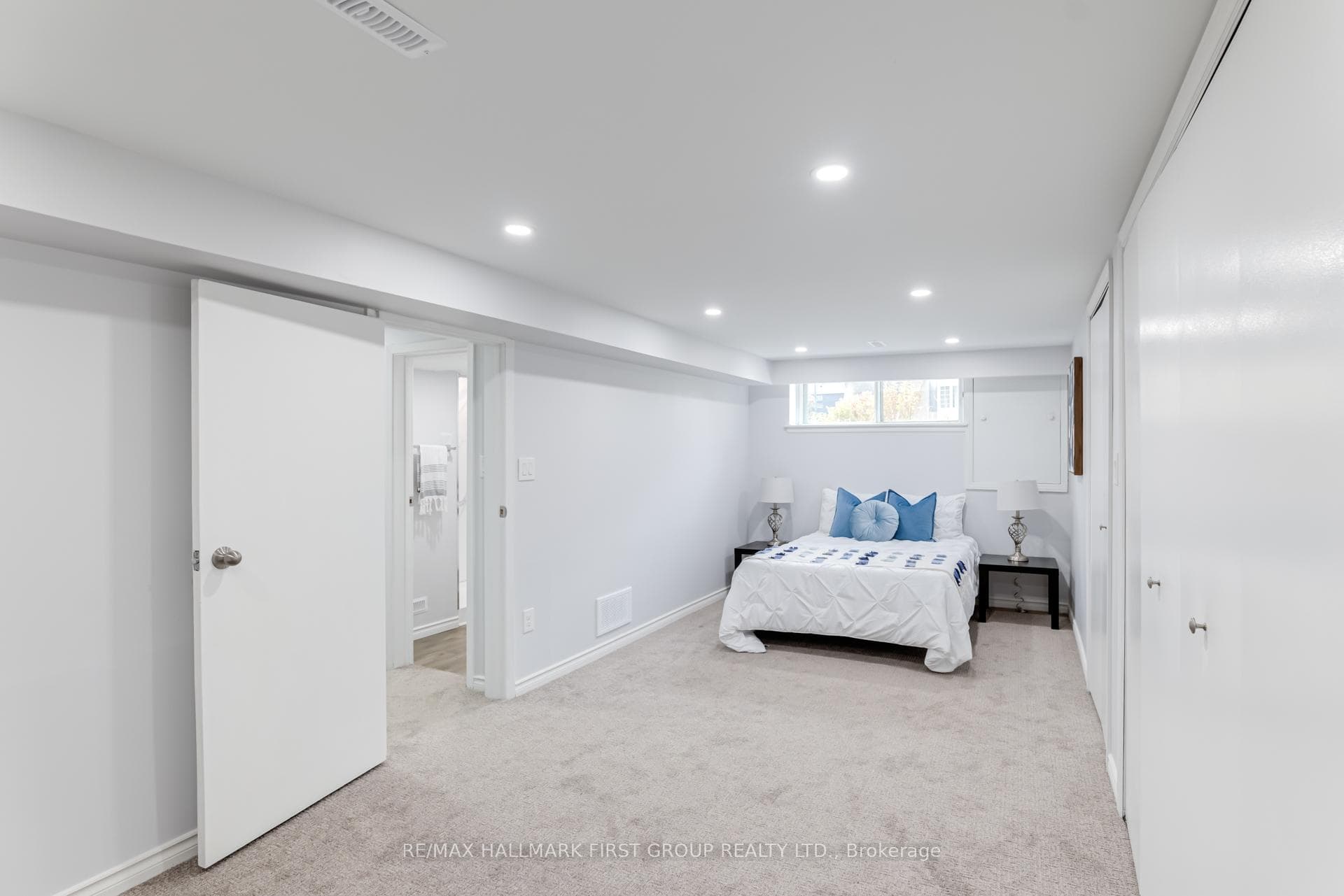 837 Hillcrest Road photo 23