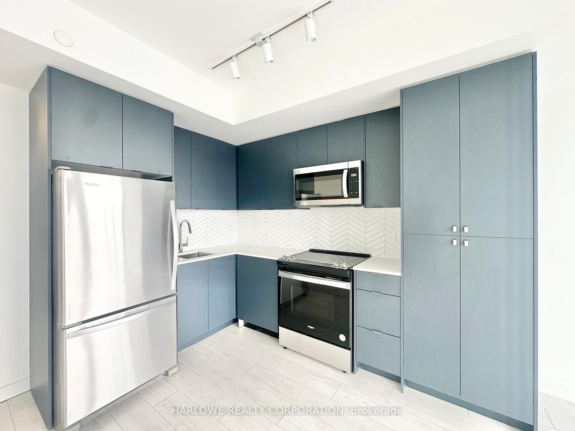 1614 Charles Street Unit 434 D photo 2