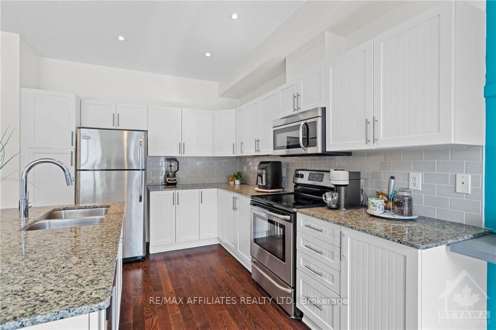 209 OVERBERG Way photo 6