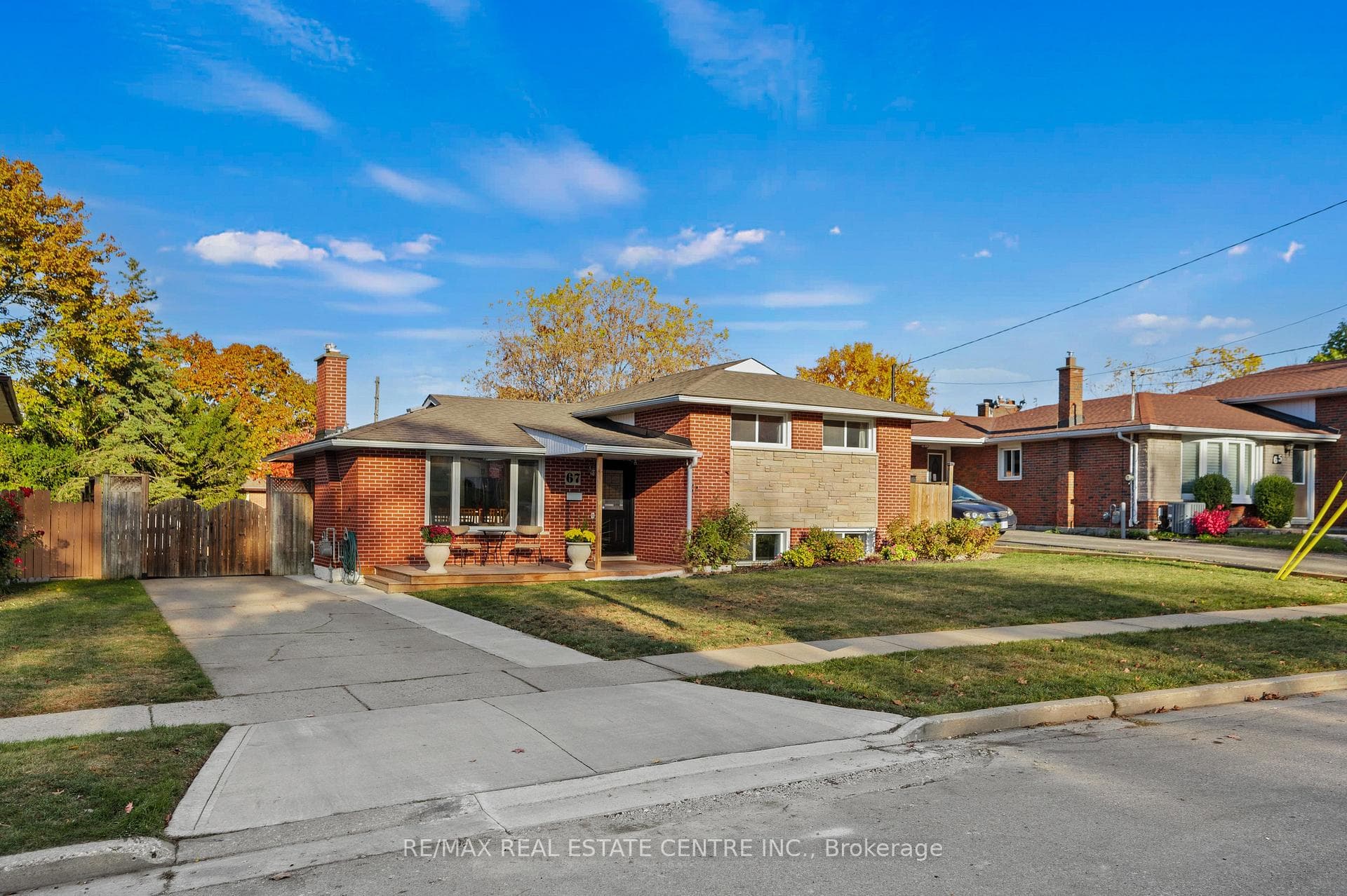 67 Rosewood Avenue photo 2