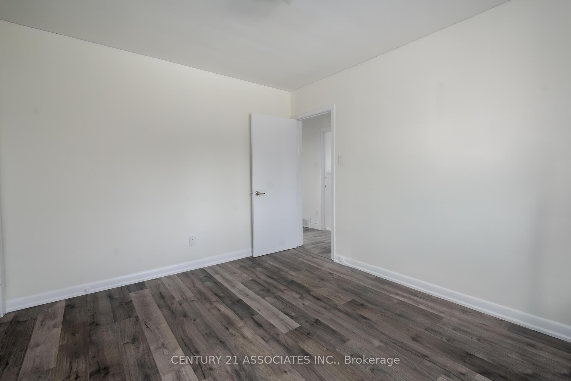 52 Altamont Road photo 18