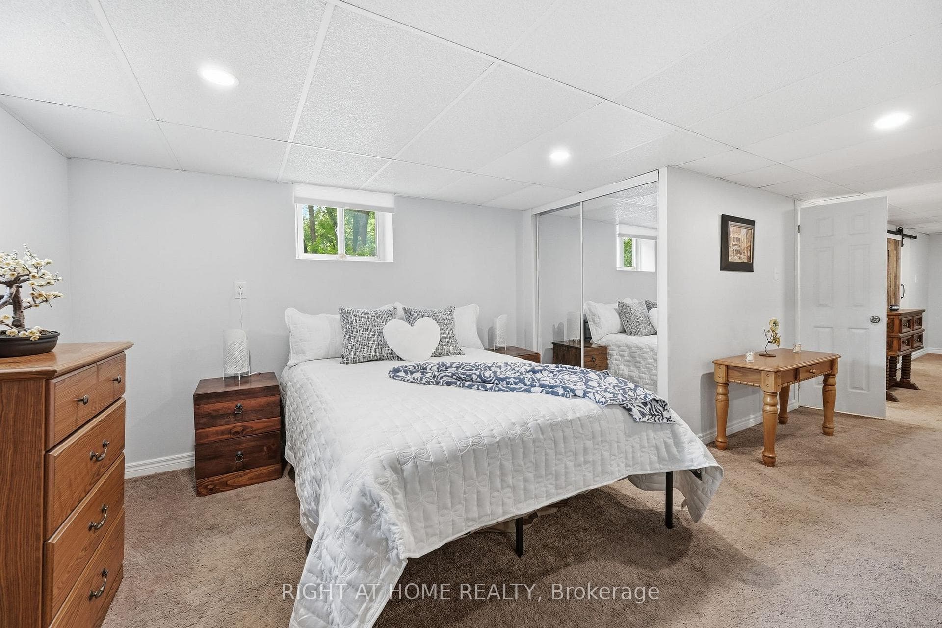 263 Weir's Lane photo 27