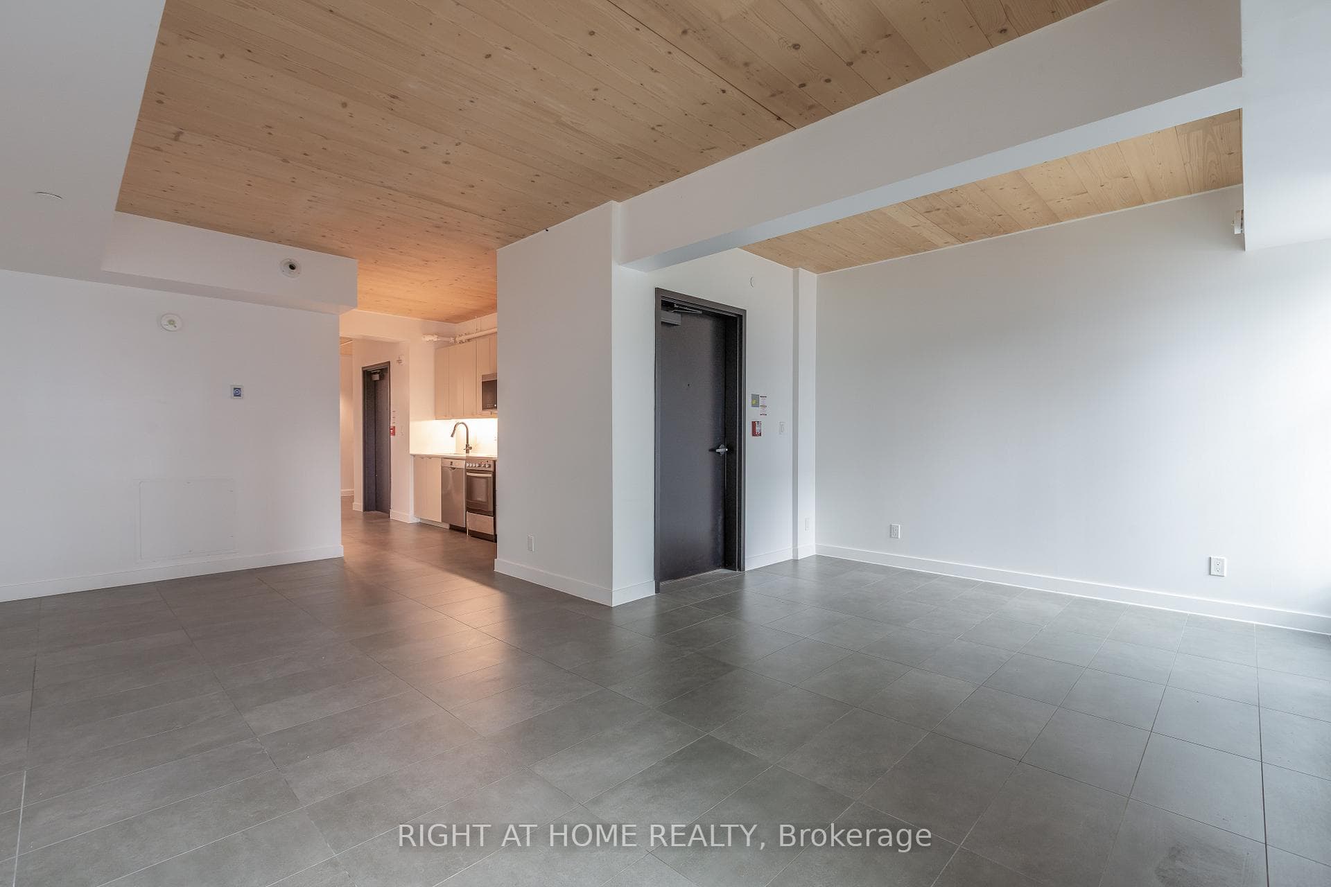 1598 Queen Street Unit 201 photo 13