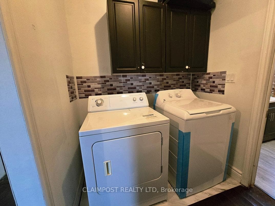 62 Golden Avenue photo 11