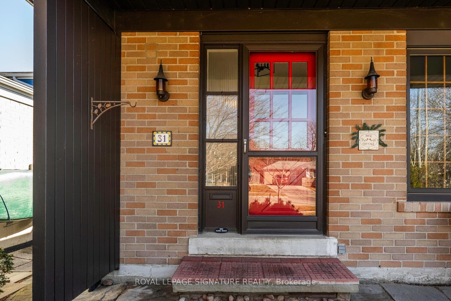 31 Bledlow Manor Drive photo 5