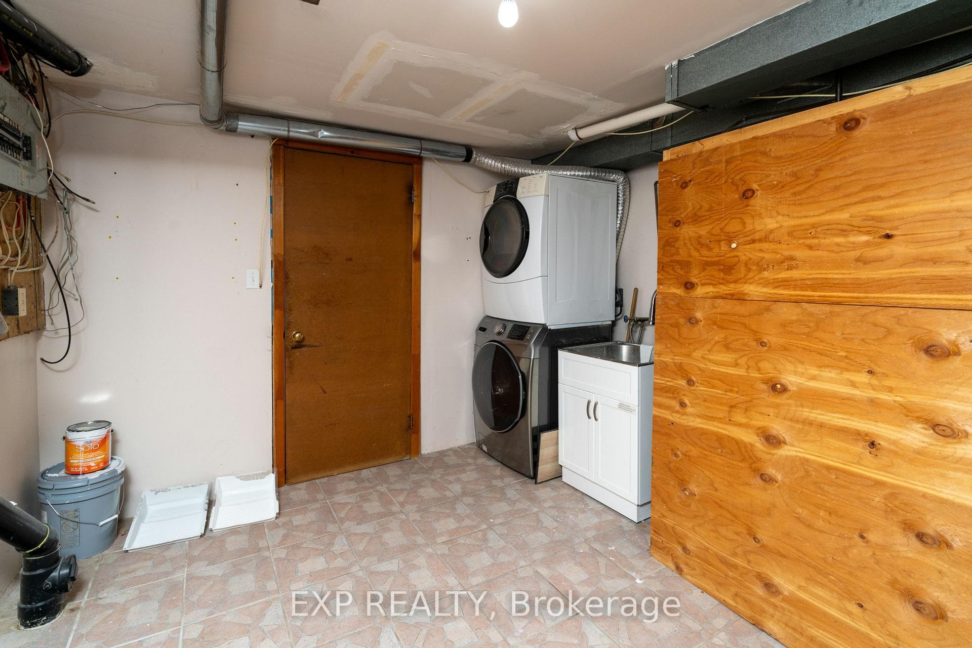 125 Overbank Drive photo 31