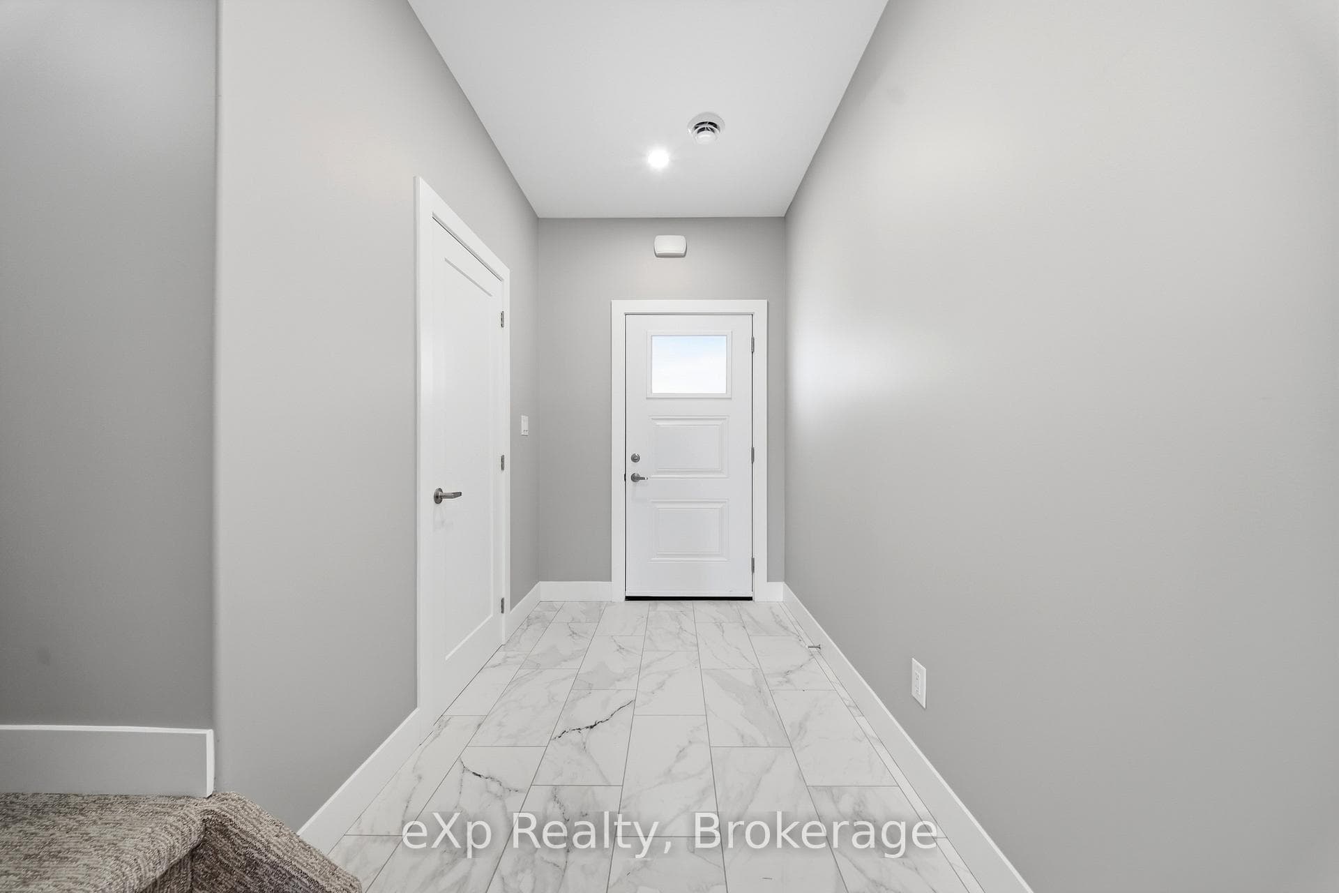 79 Maclellan Avenue photo 5