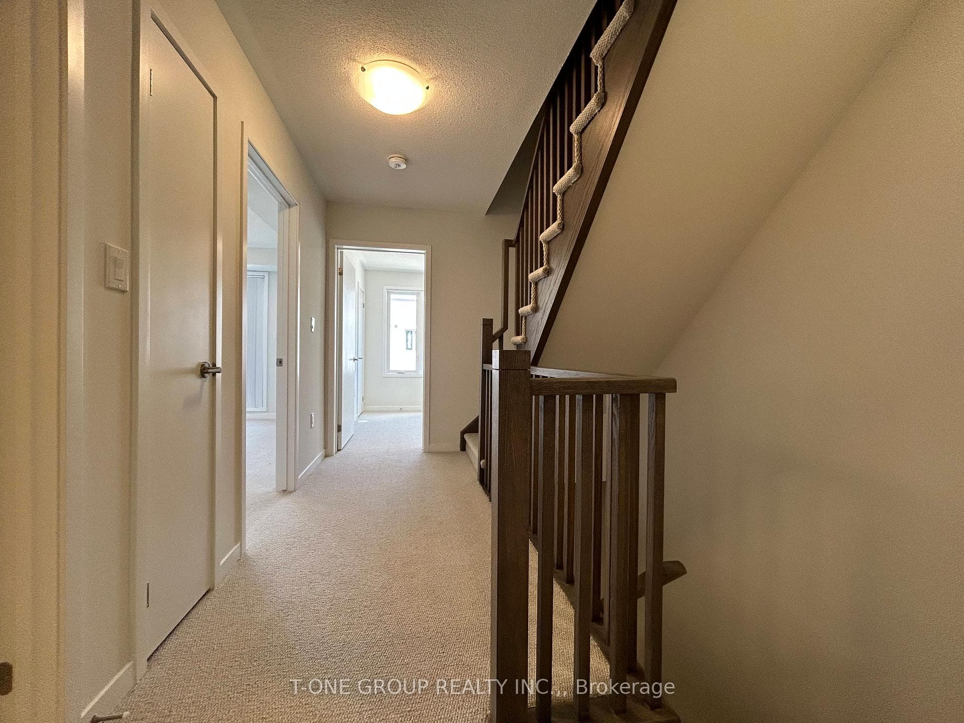 141 Honeycrisp Crescent Unit TH203 photo 8