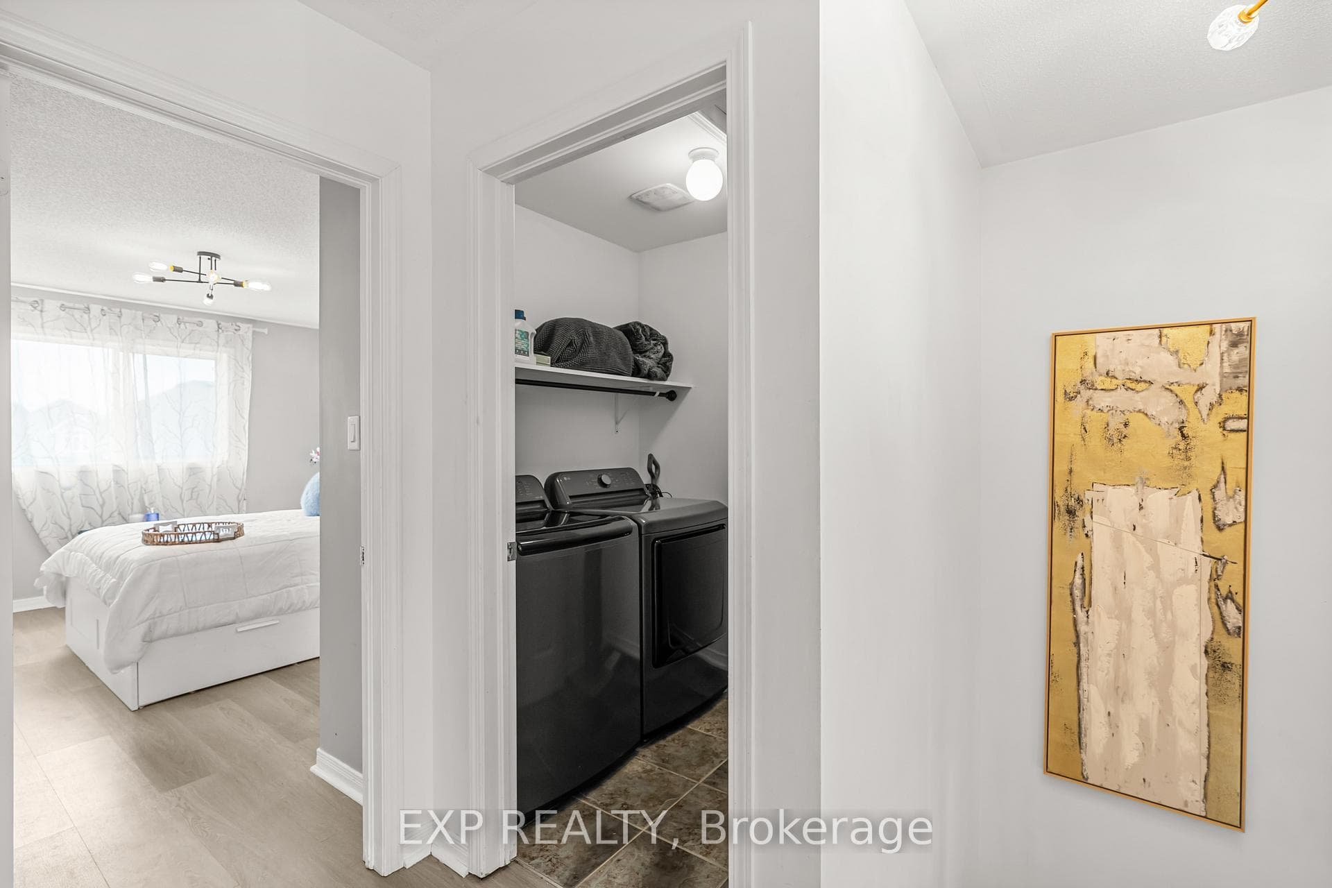 179 Thomas Avenue photo 25