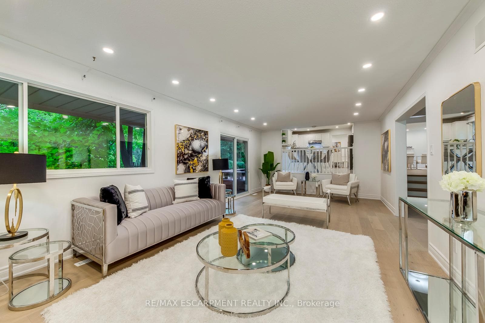 170 Cavendish Court photo 15