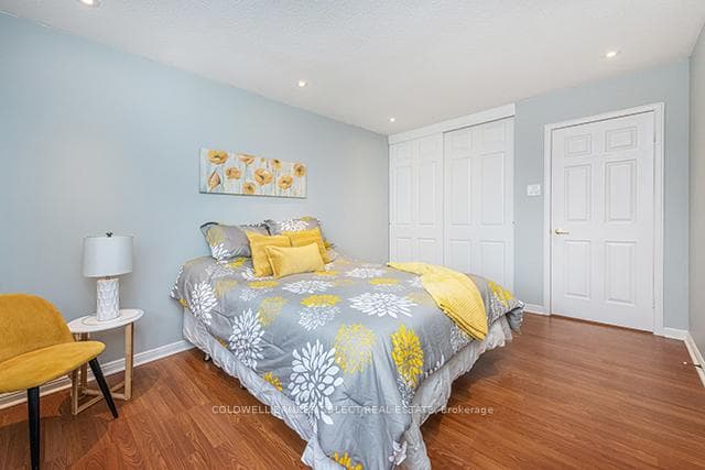 83 Wright Crescent photo 22