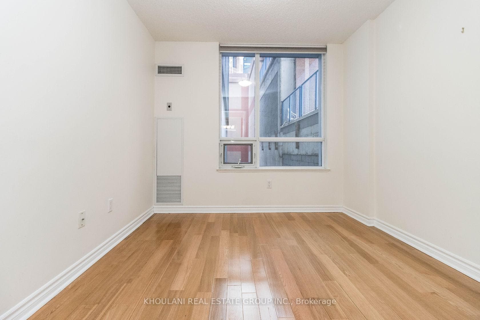 801 Bay Street Unit 1501 photo 20