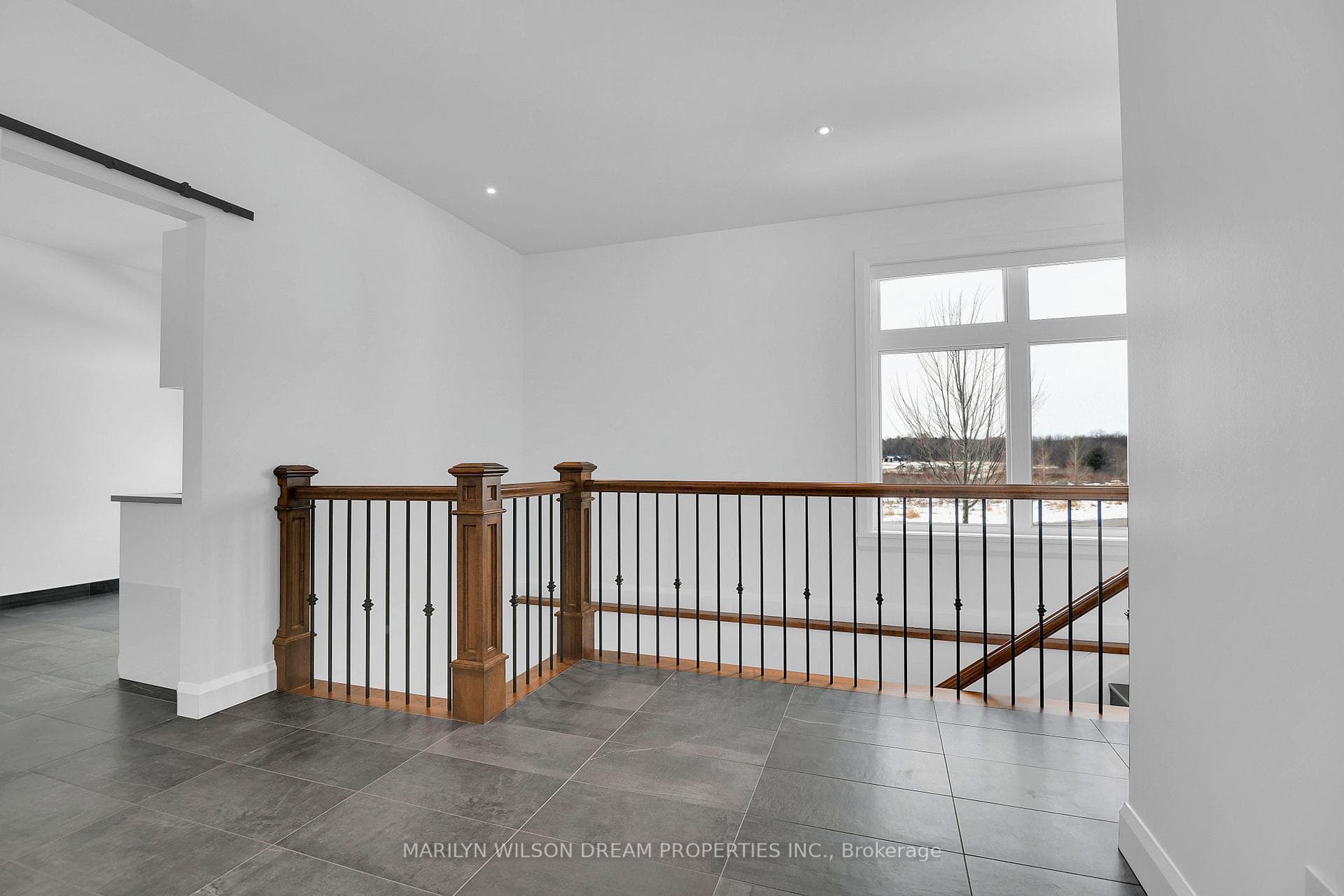68 Synergy Way photo 34