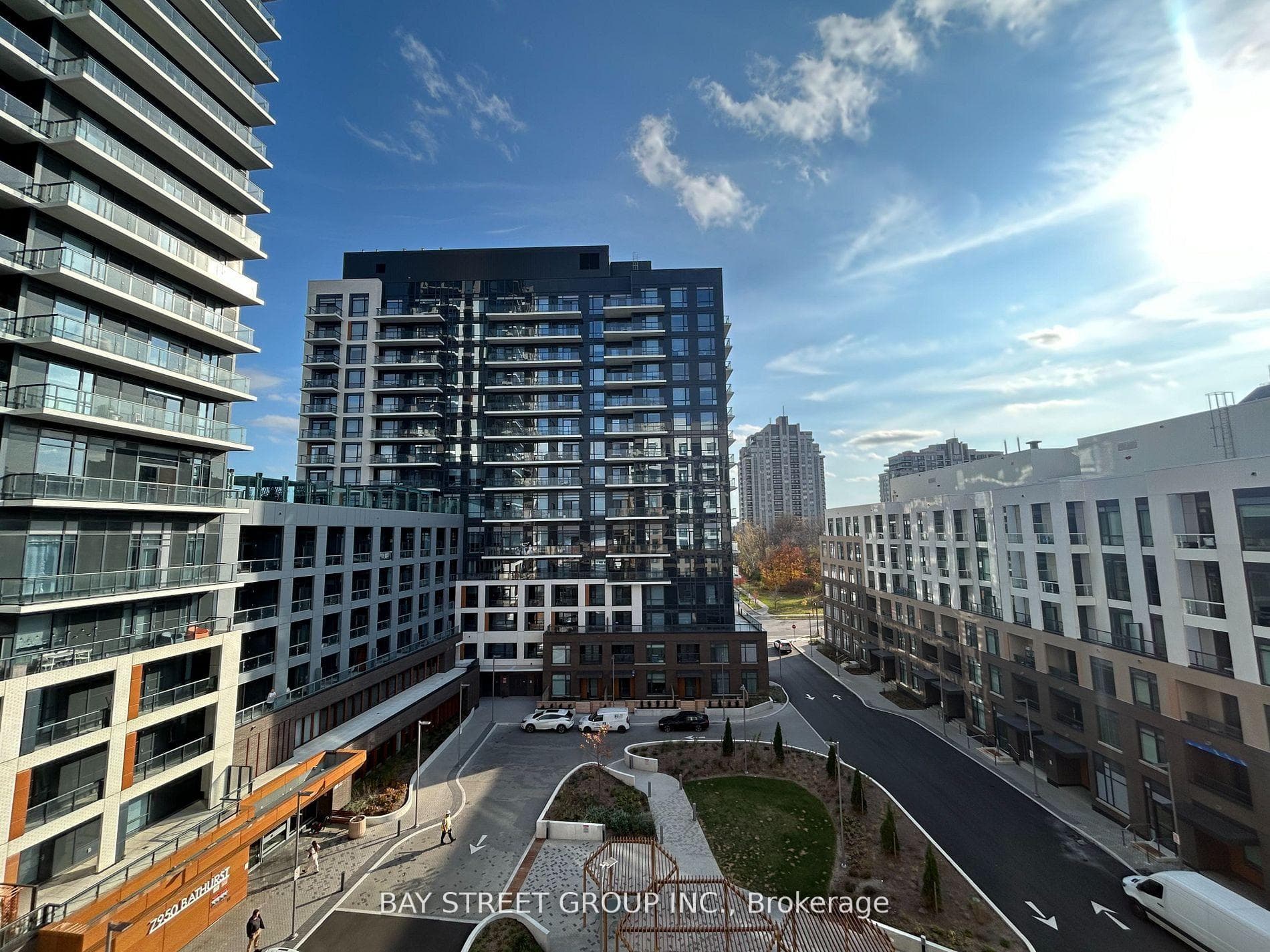 8 Beverley Glen Boulevard Unit 606 photo 19