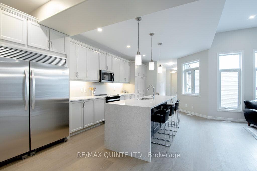 74A Riverstone Way photo 5