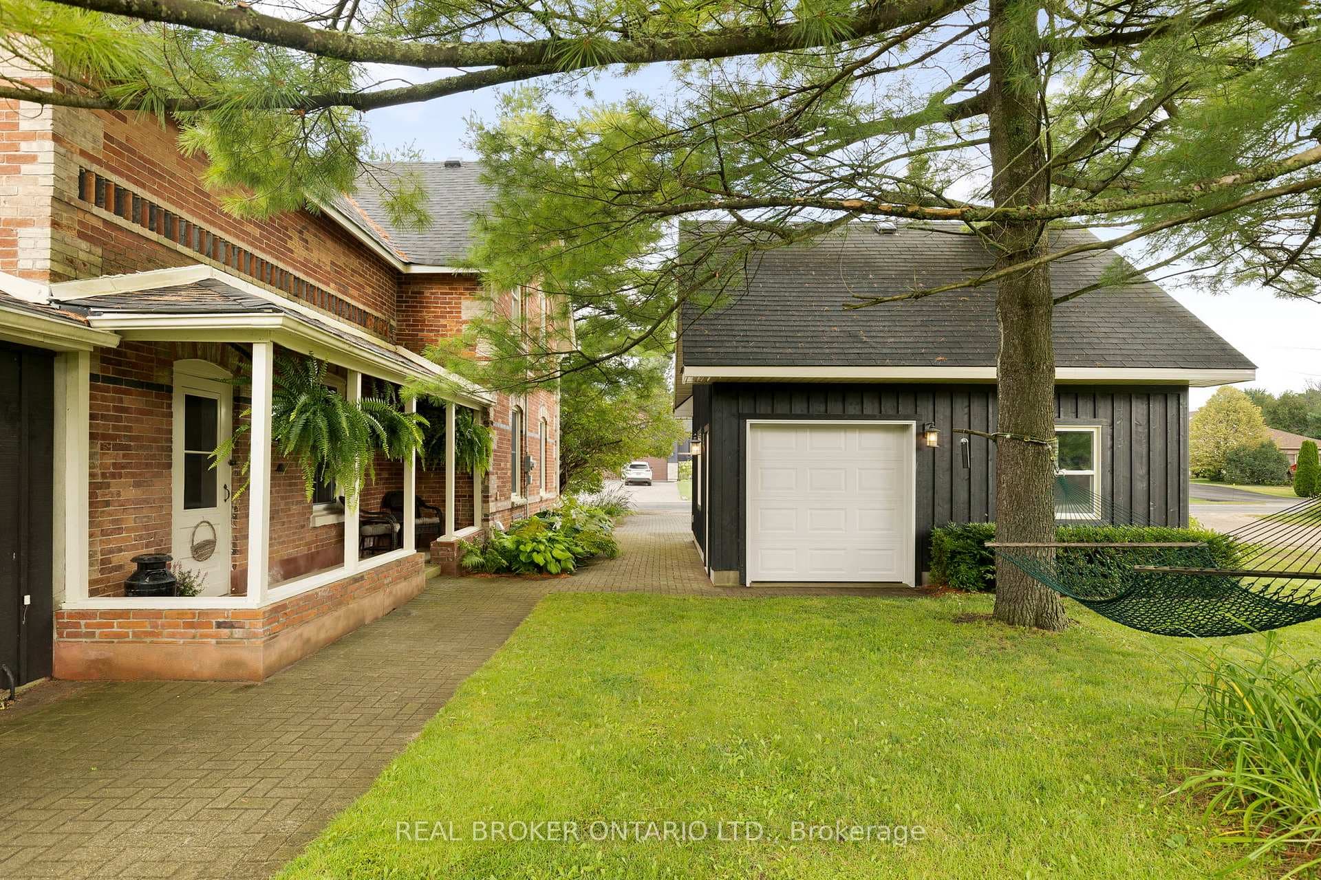 1017 Flos Road 4 Road photo 3