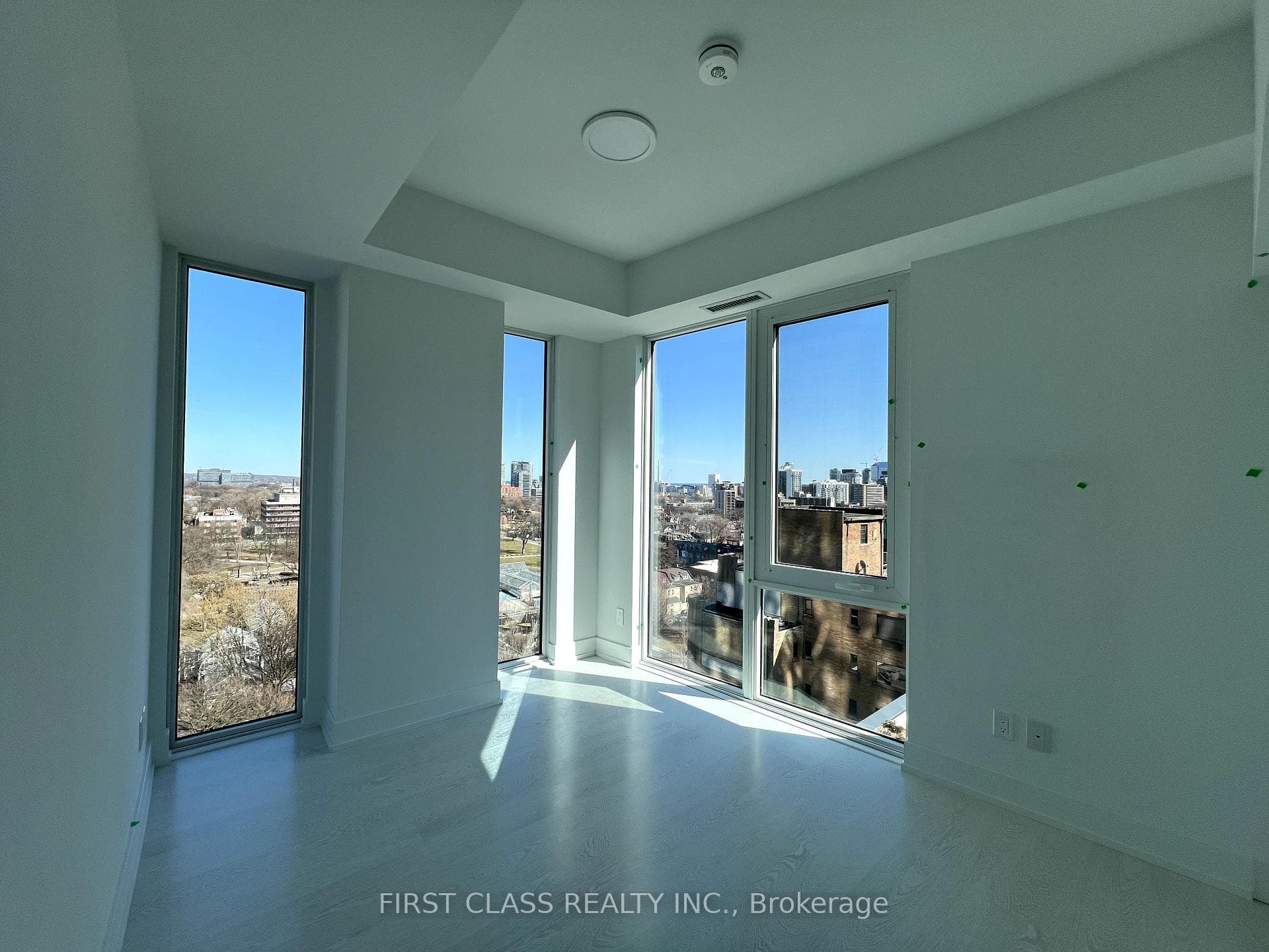 308 Jarvis Street Unit 1212 photo 8