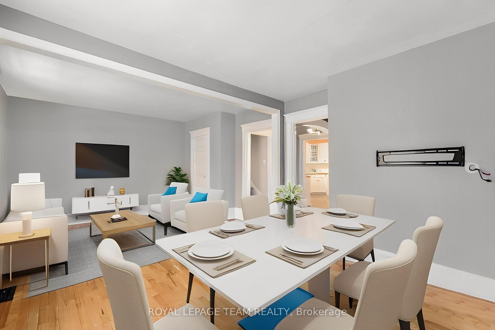 677 ROOSEVELT Avenue Unit 2 photo 6