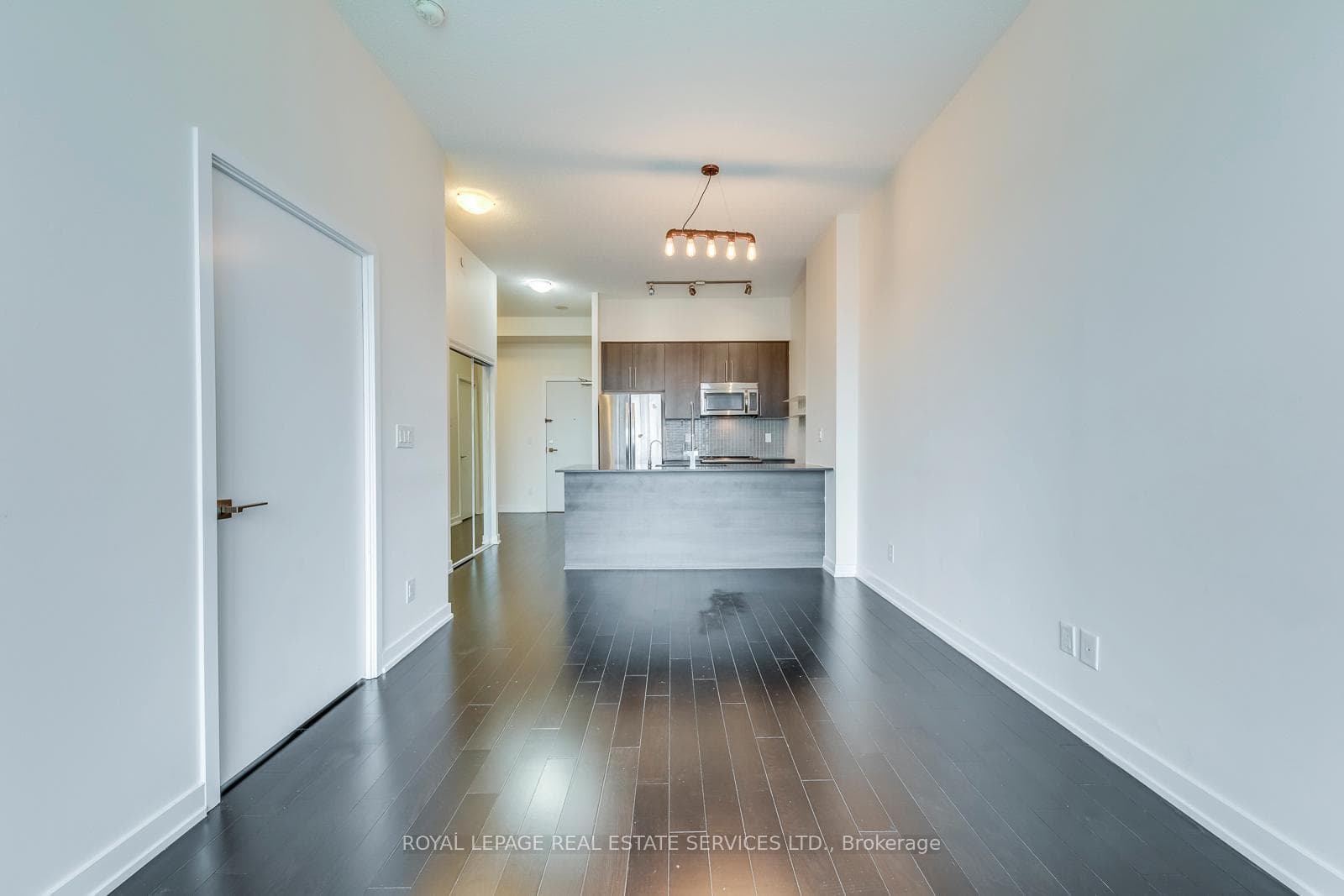 510 Curran Place Unit 610 photo 19