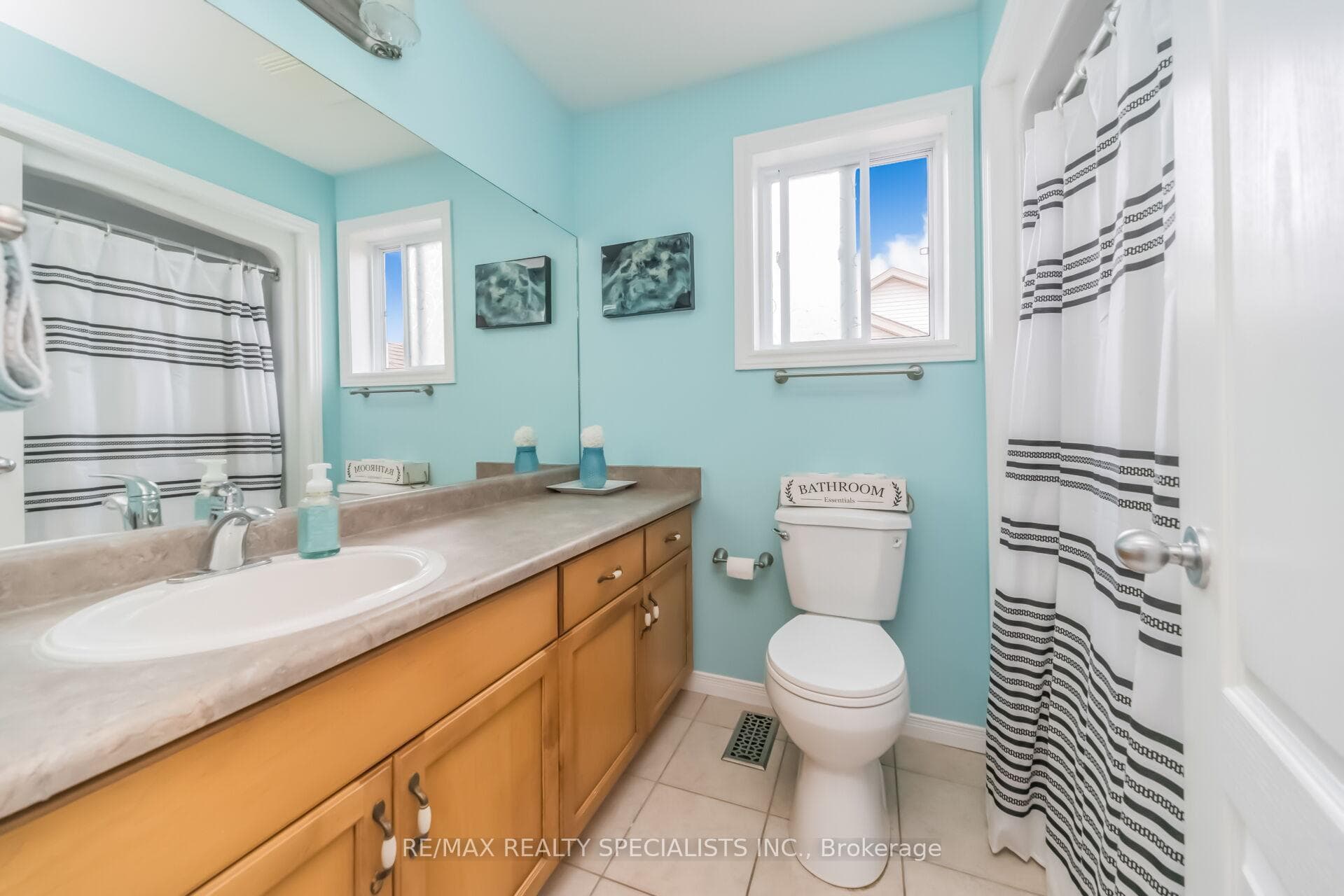 77 McMaster Road photo 27