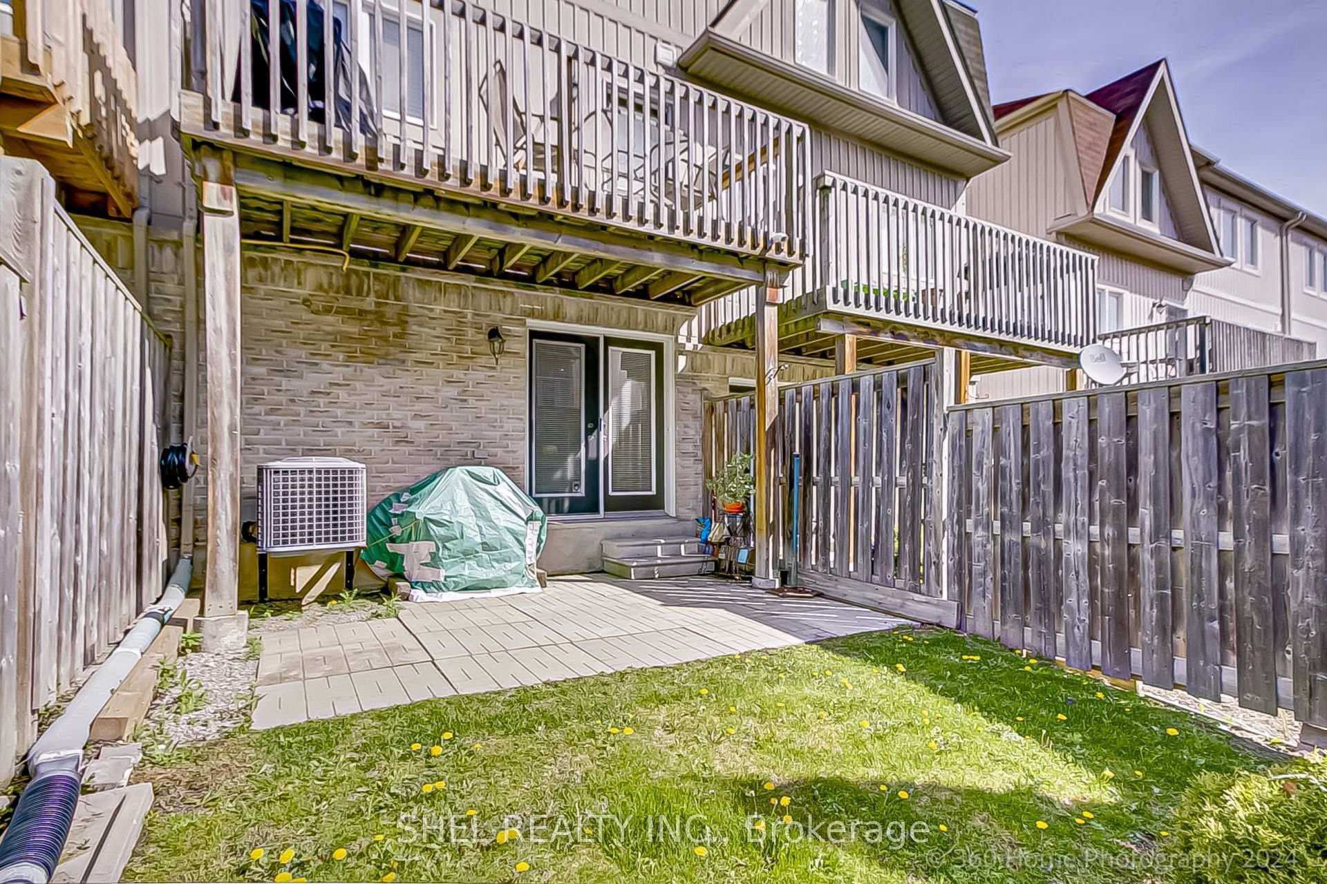 735 Sheppard Avenue Unit 52 photo 23