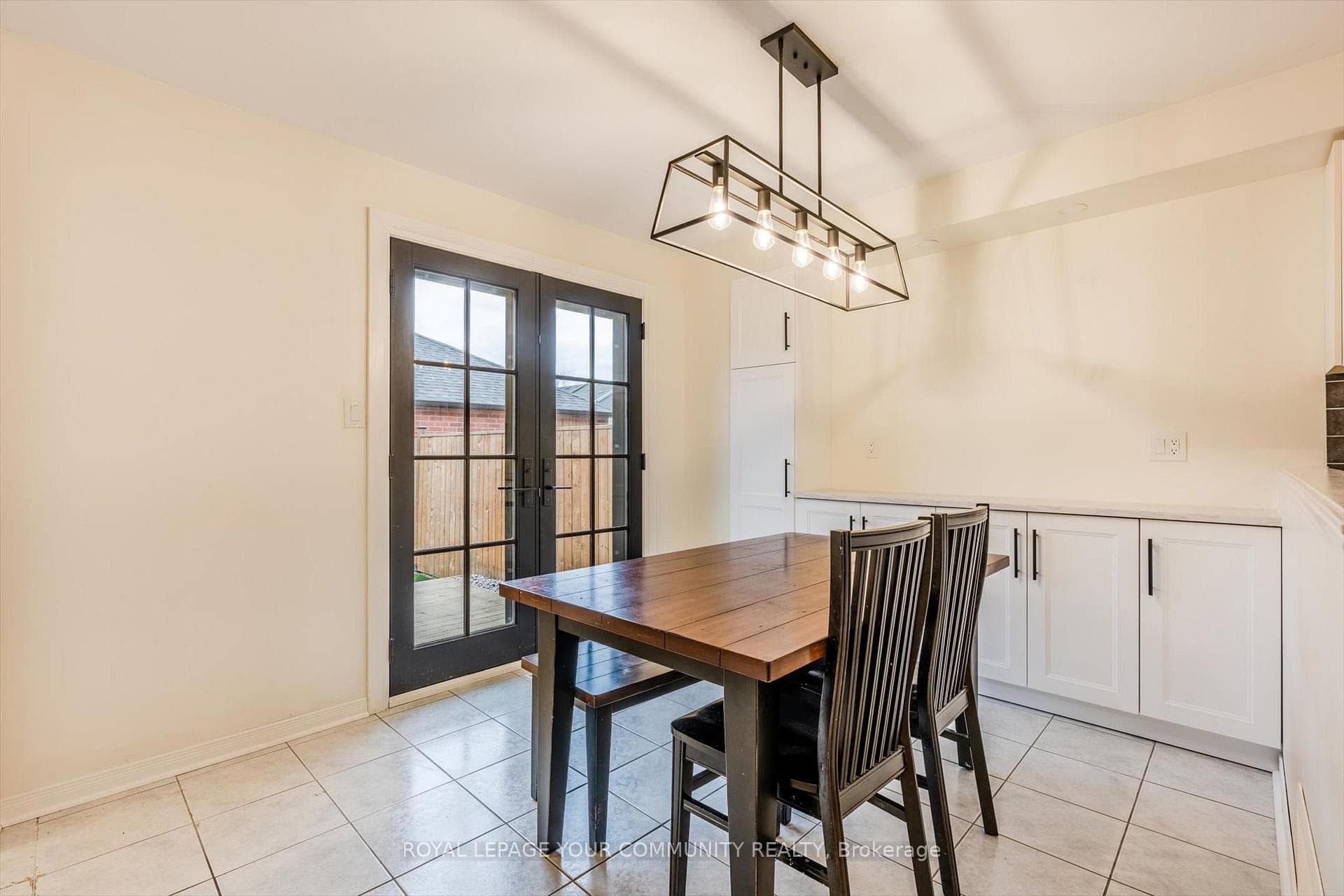 17 Castle Park Boulevard photo 7