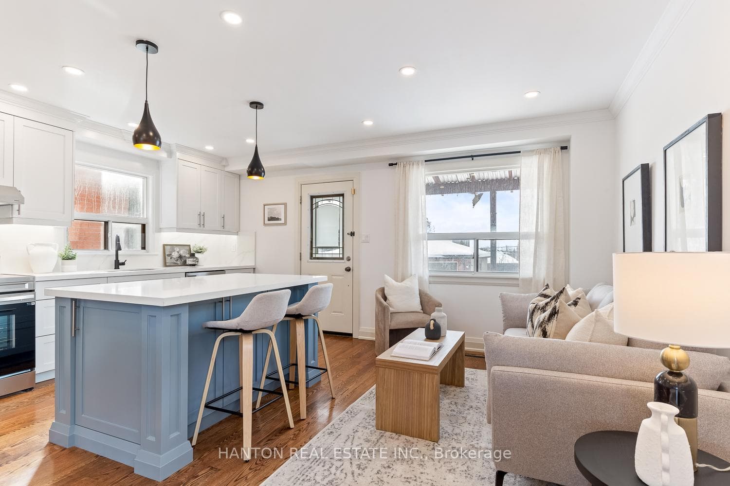 Family Room & Kitchen & Loads of Island Storage