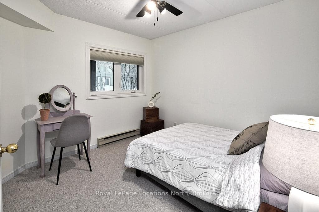 365 Mariners Way photo 14