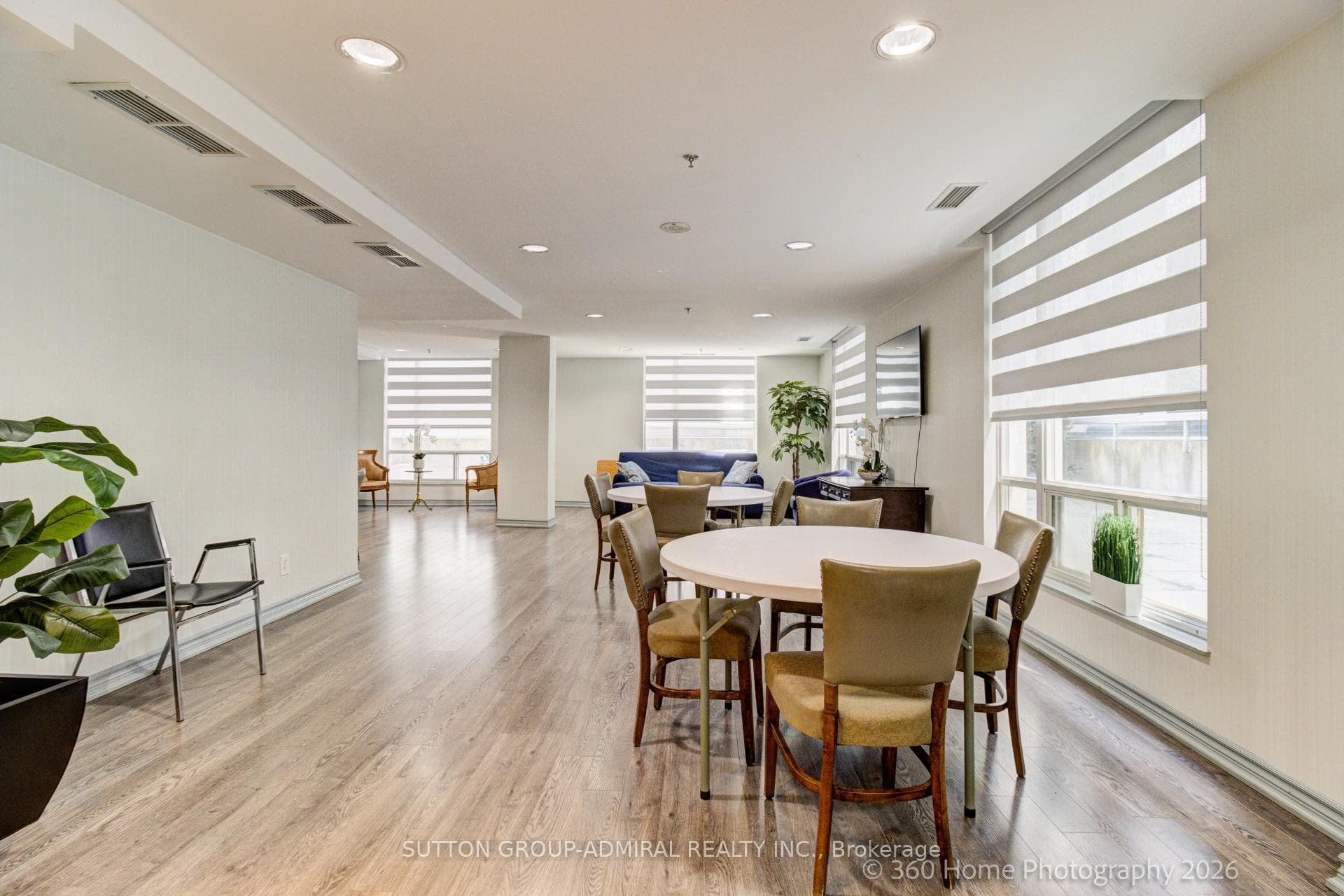 43 Eglinton Avenue Unit 501 photo 25