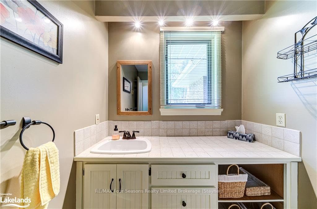 219 ELIZA Street photo 28