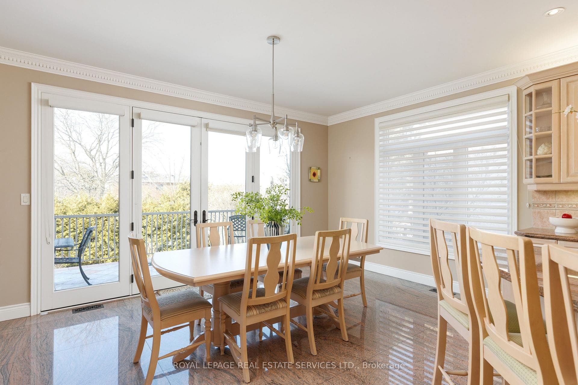 64 Yorkleigh Avenue photo 17